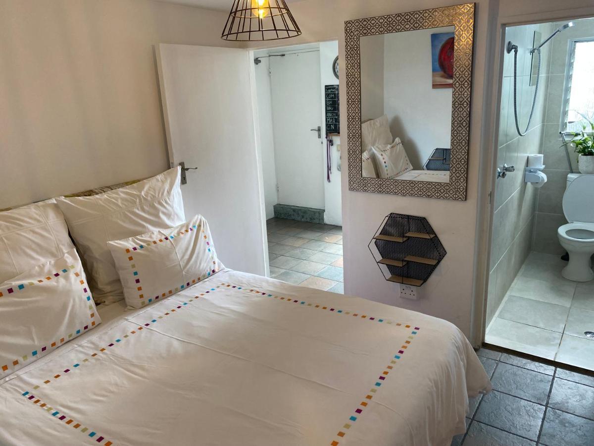Admiralty Bed & Breakfast 무이젠버그 외부 사진