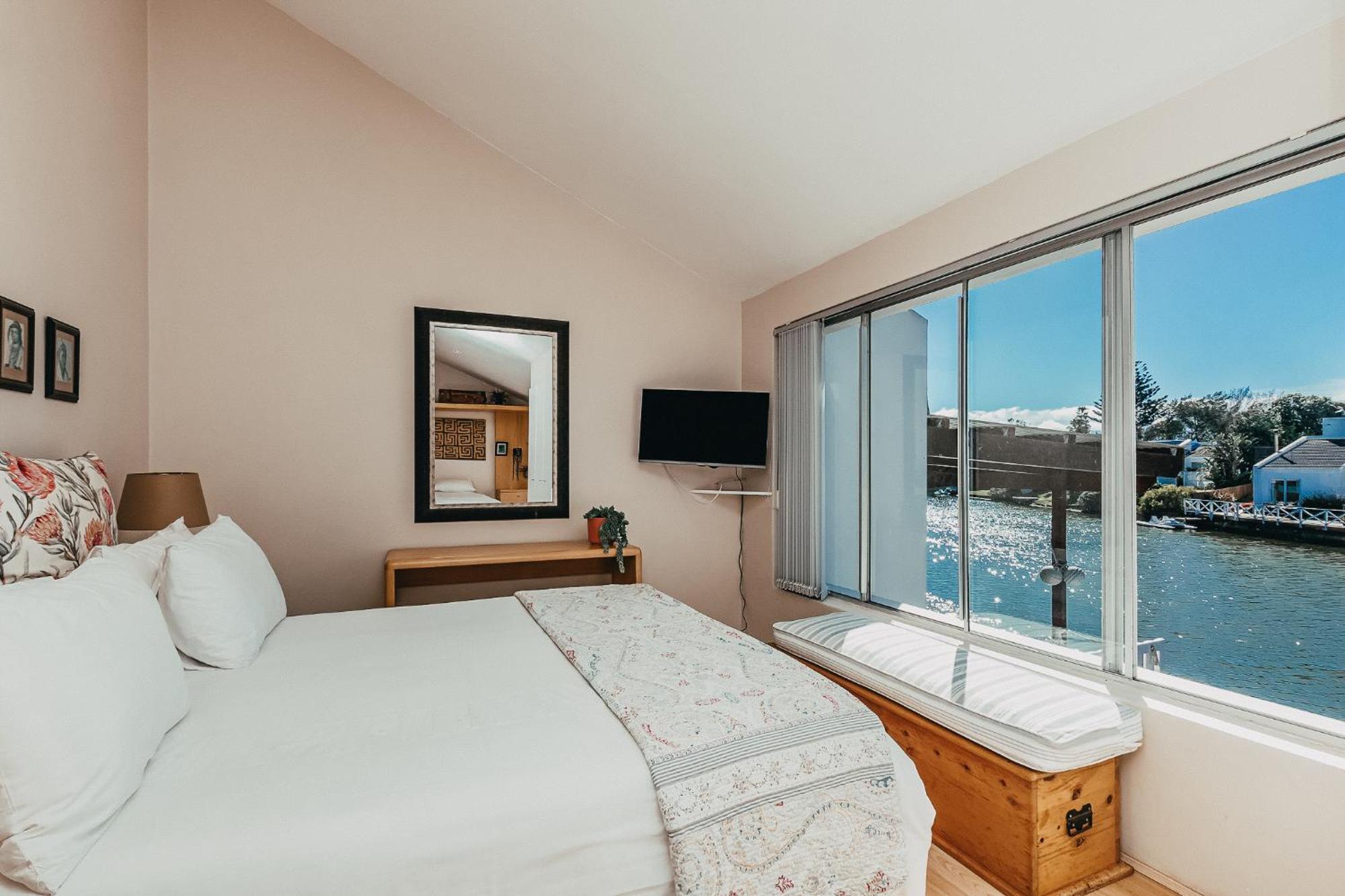 Admiralty Bed & Breakfast 무이젠버그 외부 사진